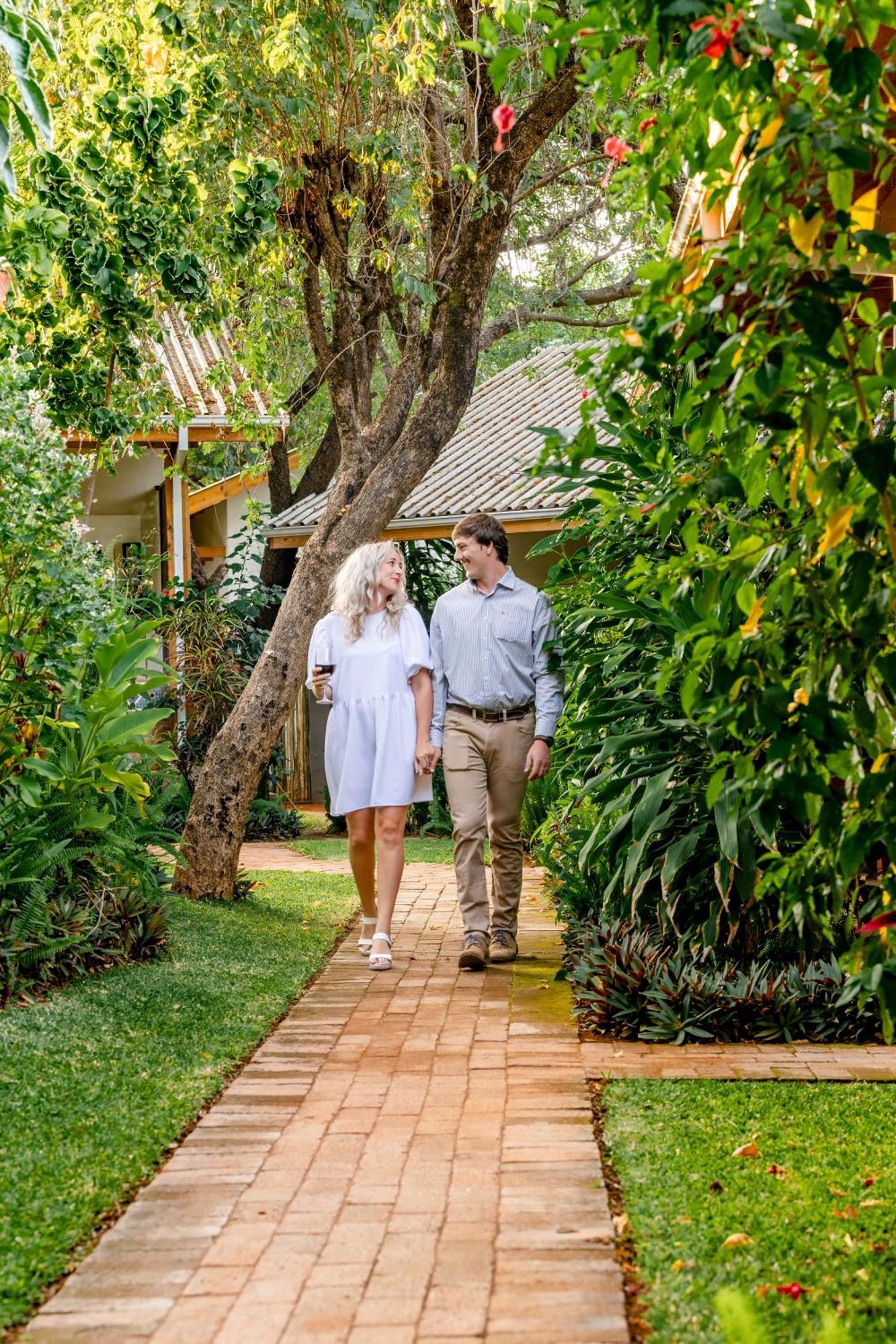 Отель Shongwe Oasis Водопад Виктория Экстерьер фото